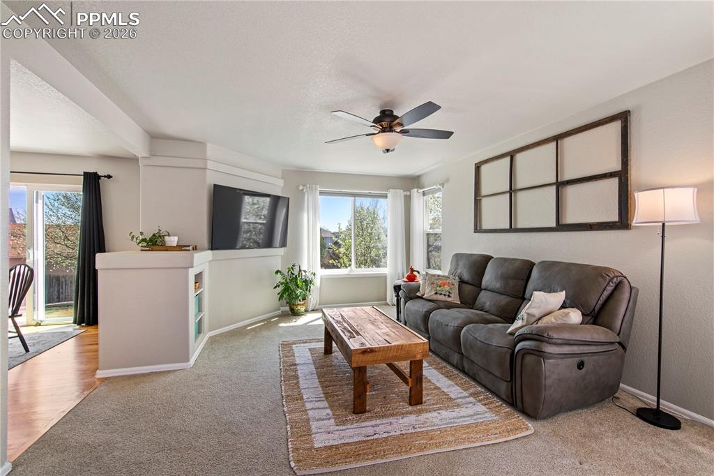 Image 4 of 27: View as you enter the home