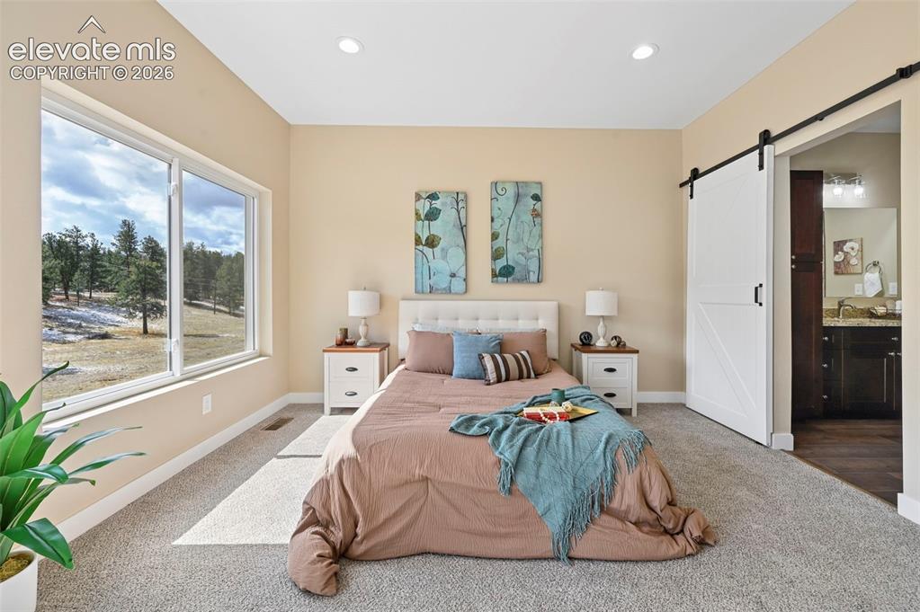 Image 14 of 39: Bedroom