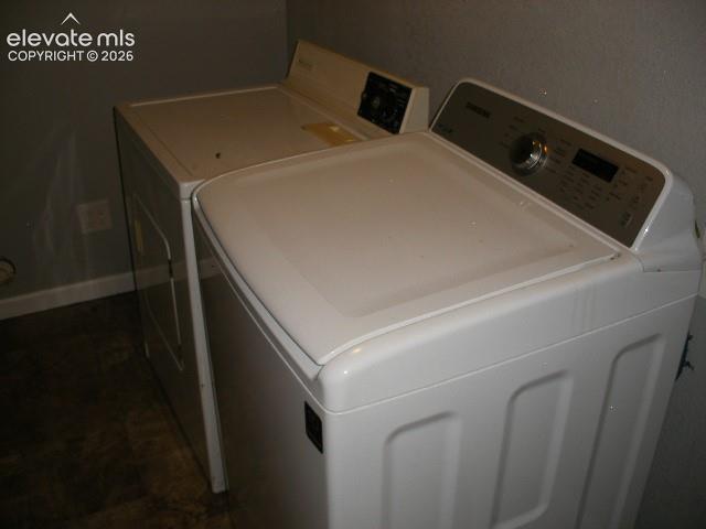 Image 12 of 34: Laundry