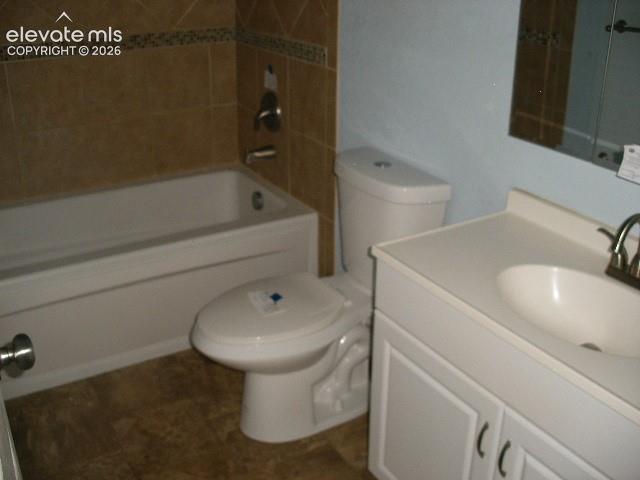 Image 8 of 34: Bathroom