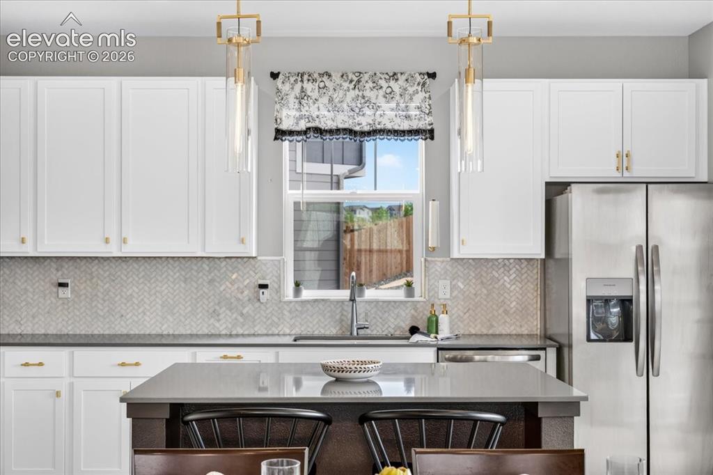 Image 18 of 44: Kitchen
