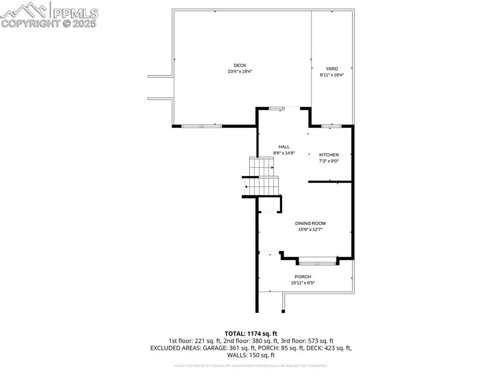 Image 47 of 50: View of room layout