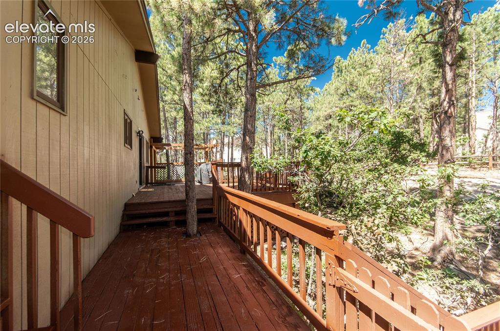 Image 8 of 46: Deck