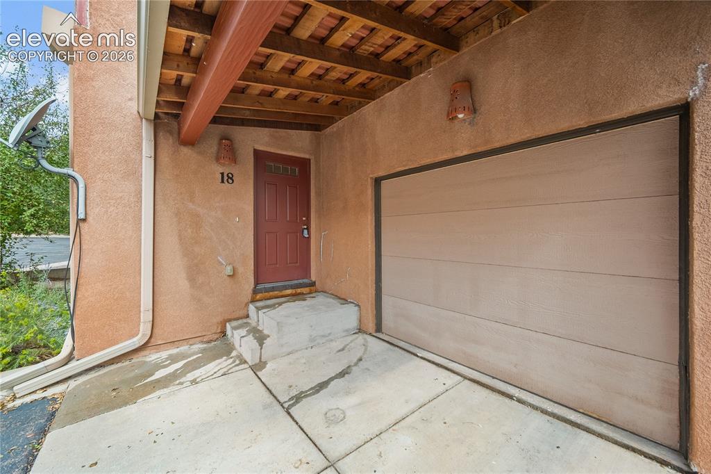 Image 2 of 40: Covered entry