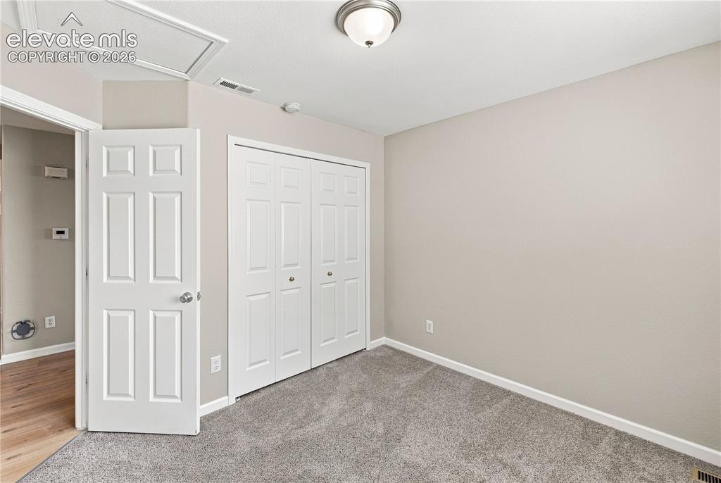 Image 8 of 50: Bedroom