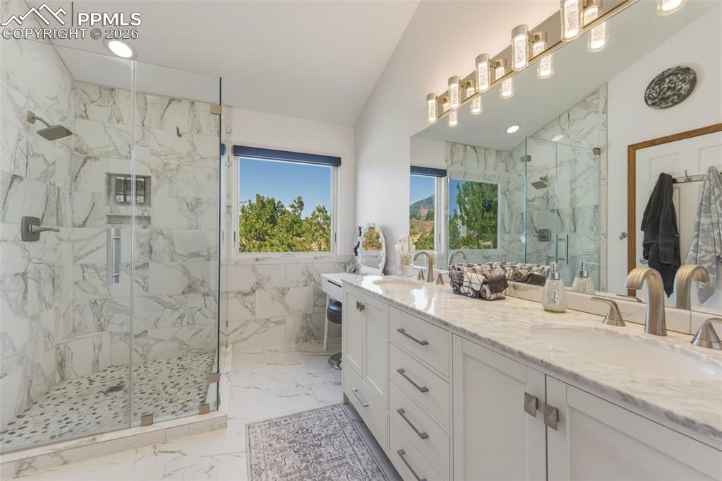 Image 22 of 39: Bedroom