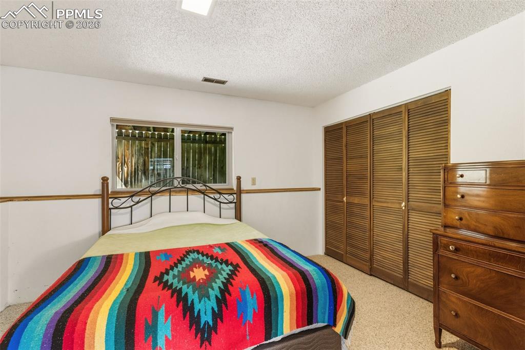 Image 36 of 45: Bedroom