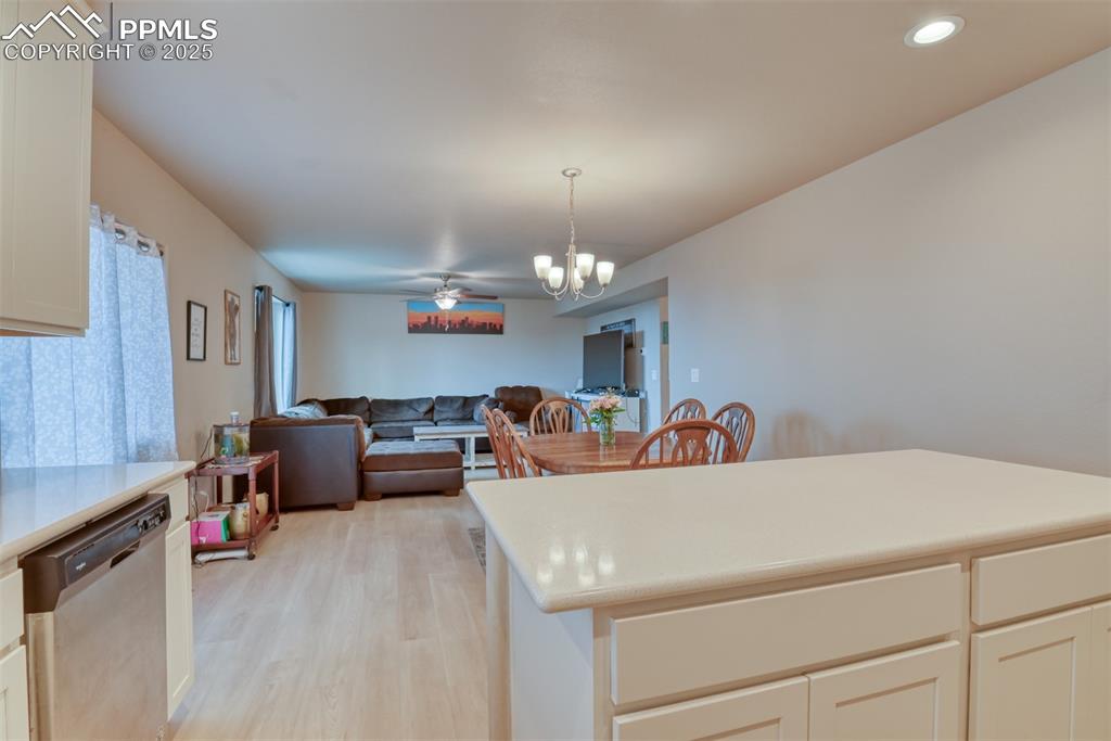 Image 16 of 42: Kitchen