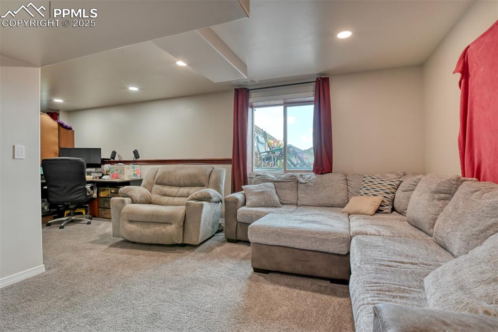 Image 18 of 42: Living Room