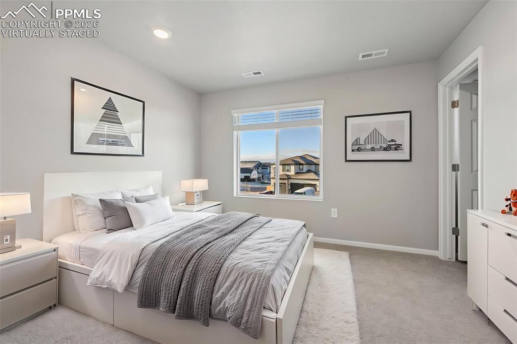 Image 24 of 39: Virtually staged bedroom