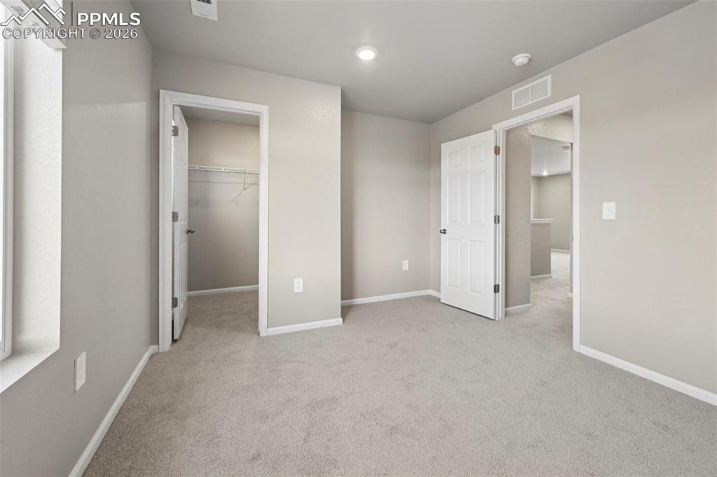 Image 26 of 39: Bedroom