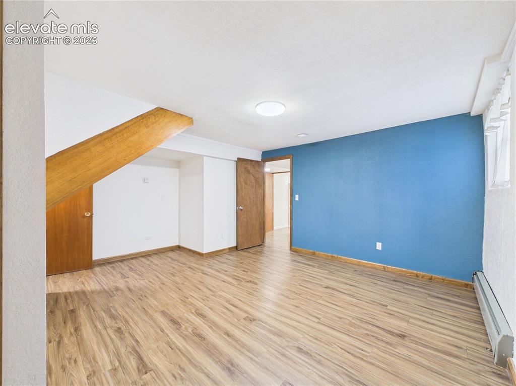 Image 15 of 41: Bonus Room