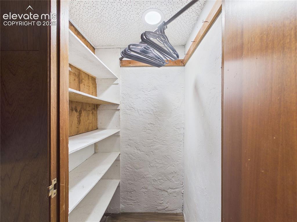 Image 16 of 41: Closet