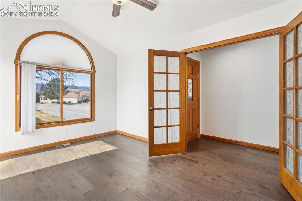 Image 6 of 37: Office