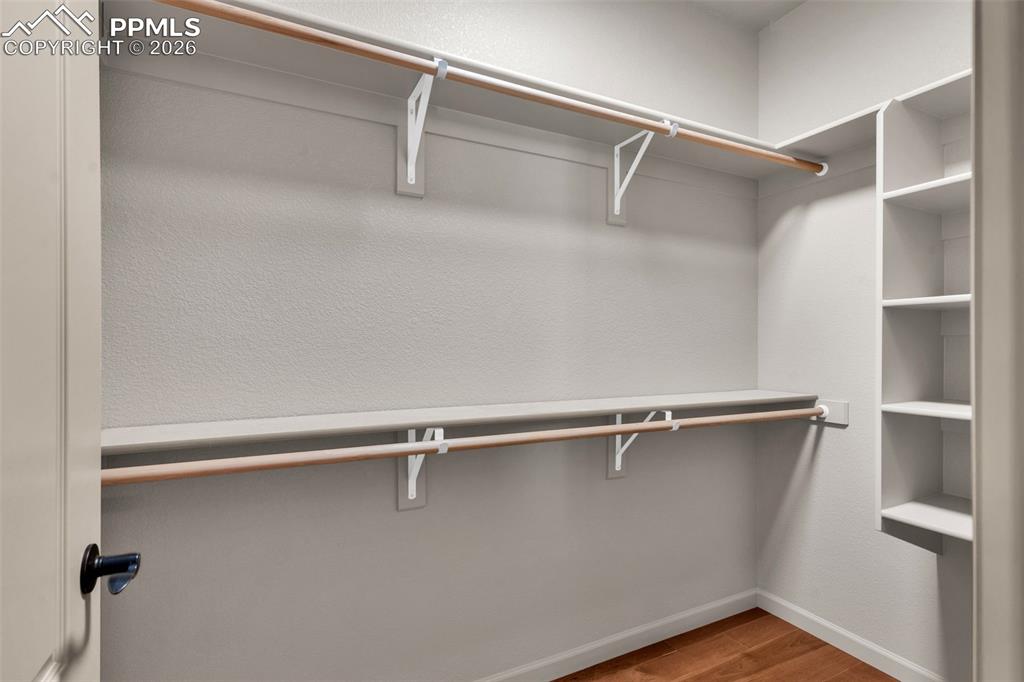 Image 21 of 41: Closet