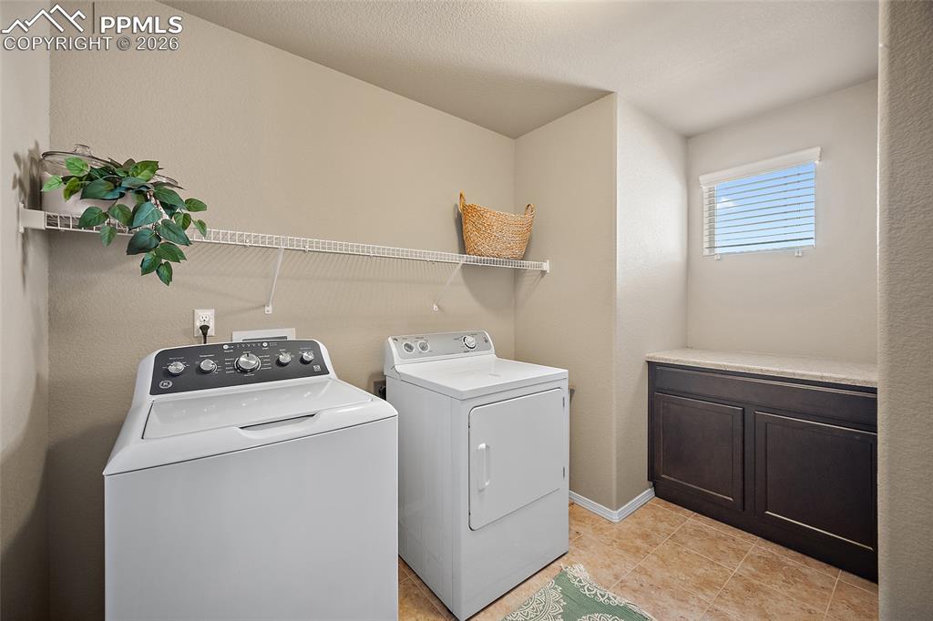 Image 25 of 47: Laundry