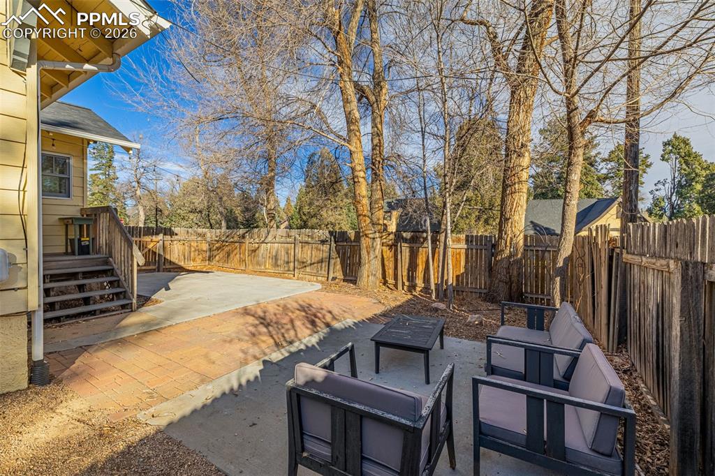 Image 28 of 37: Patio