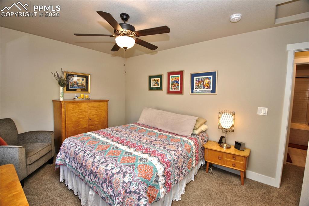 Image 12 of 35: Bedroom