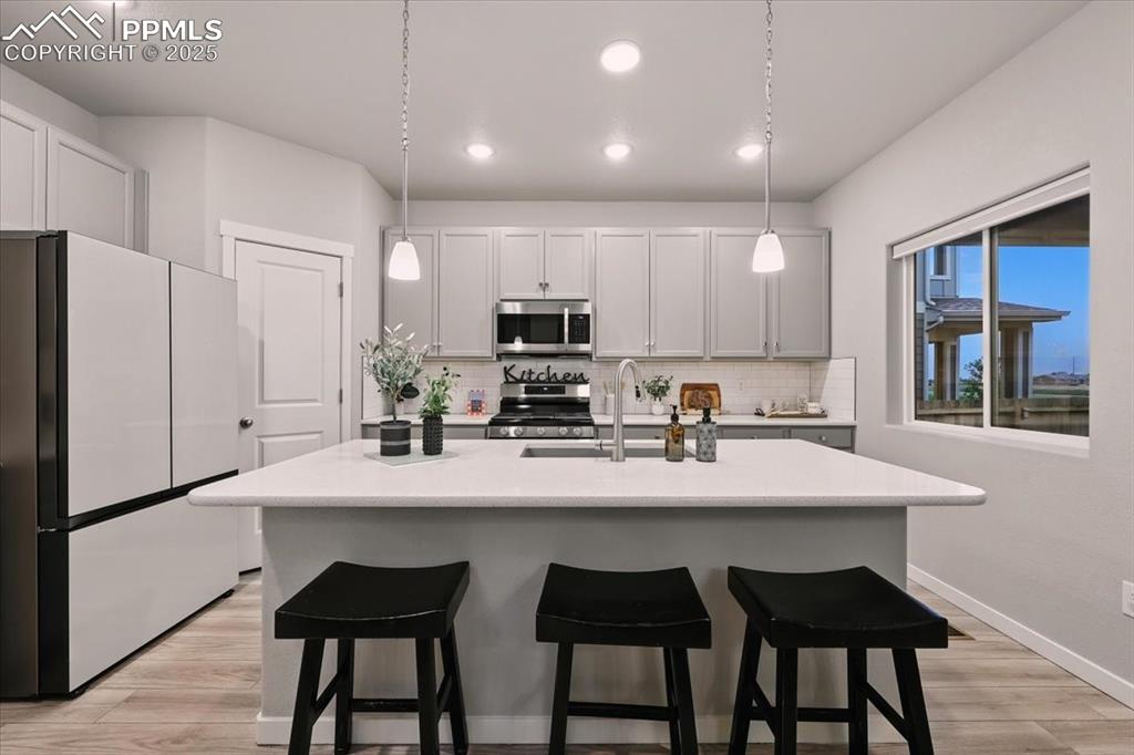 Image 12 of 38: Kitchen