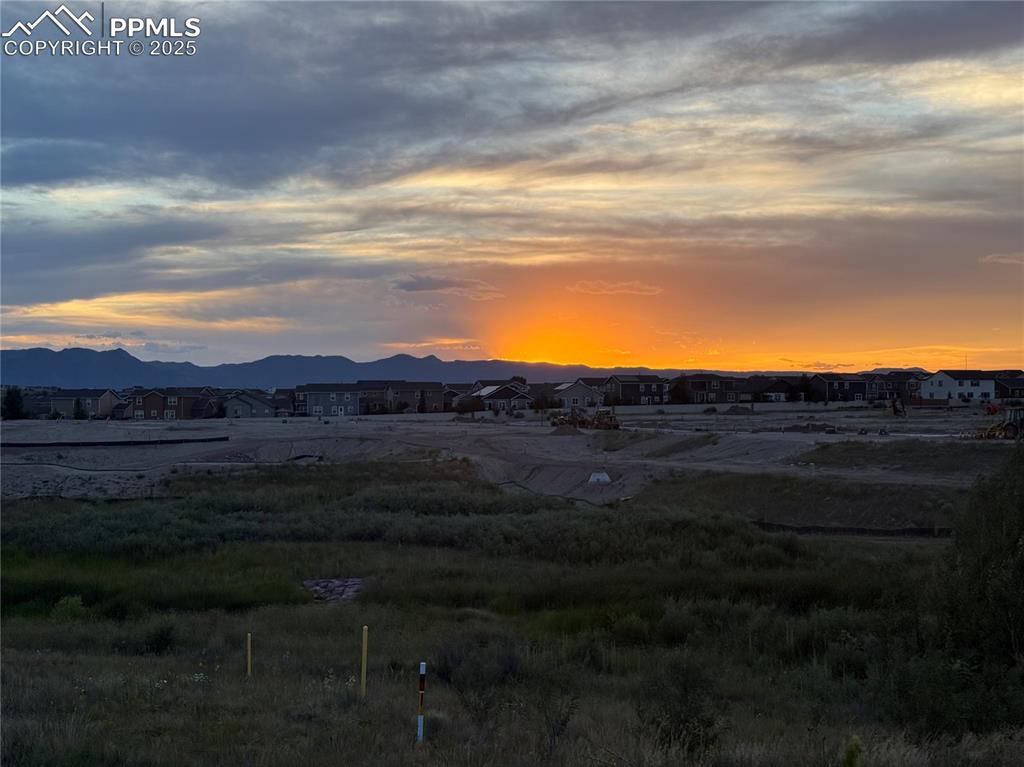 Image 40 of 40: mountain views