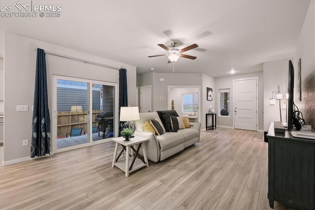 Image 9 of 38: Family Room