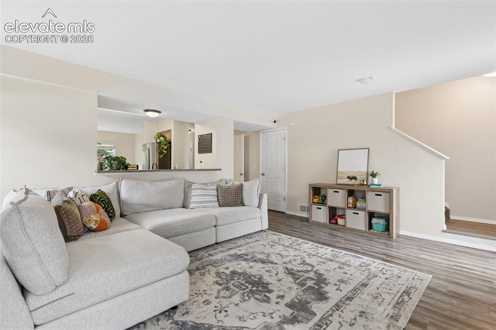 Image 8 of 31: Living Room
