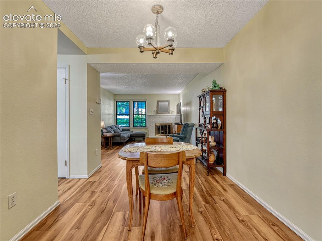 Image 12 of 47: Dining Area
