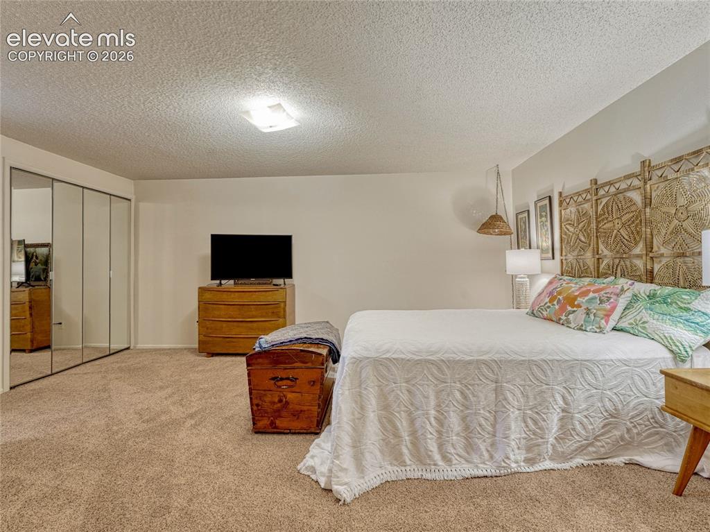 Image 20 of 47: Bedroom