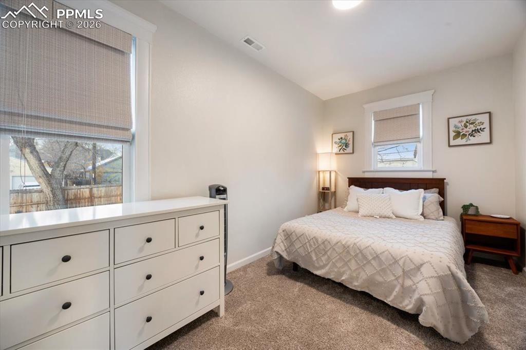 Image 11 of 48: Bedroom