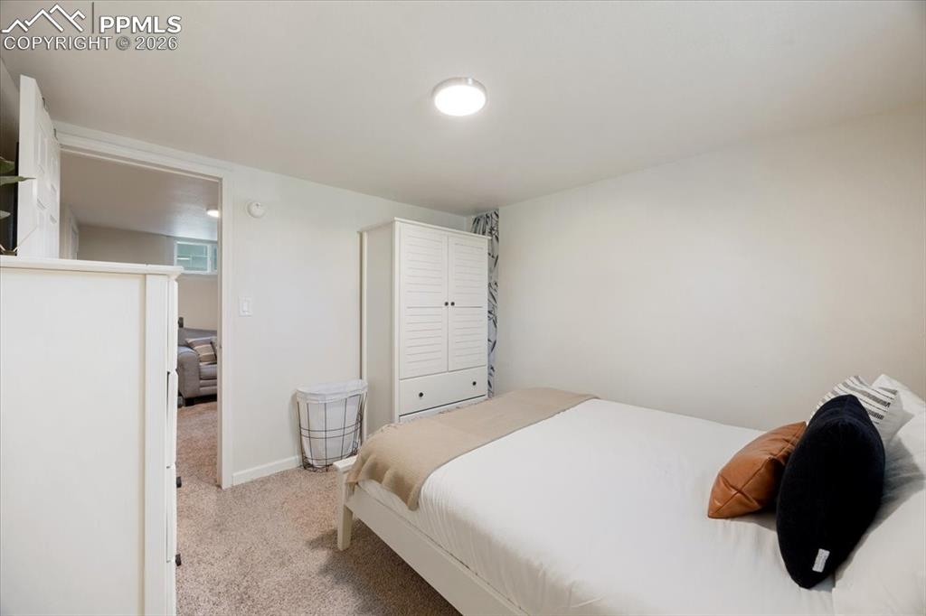 Image 25 of 48: Bedroom