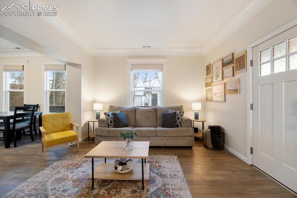 Image 4 of 48: Living Room