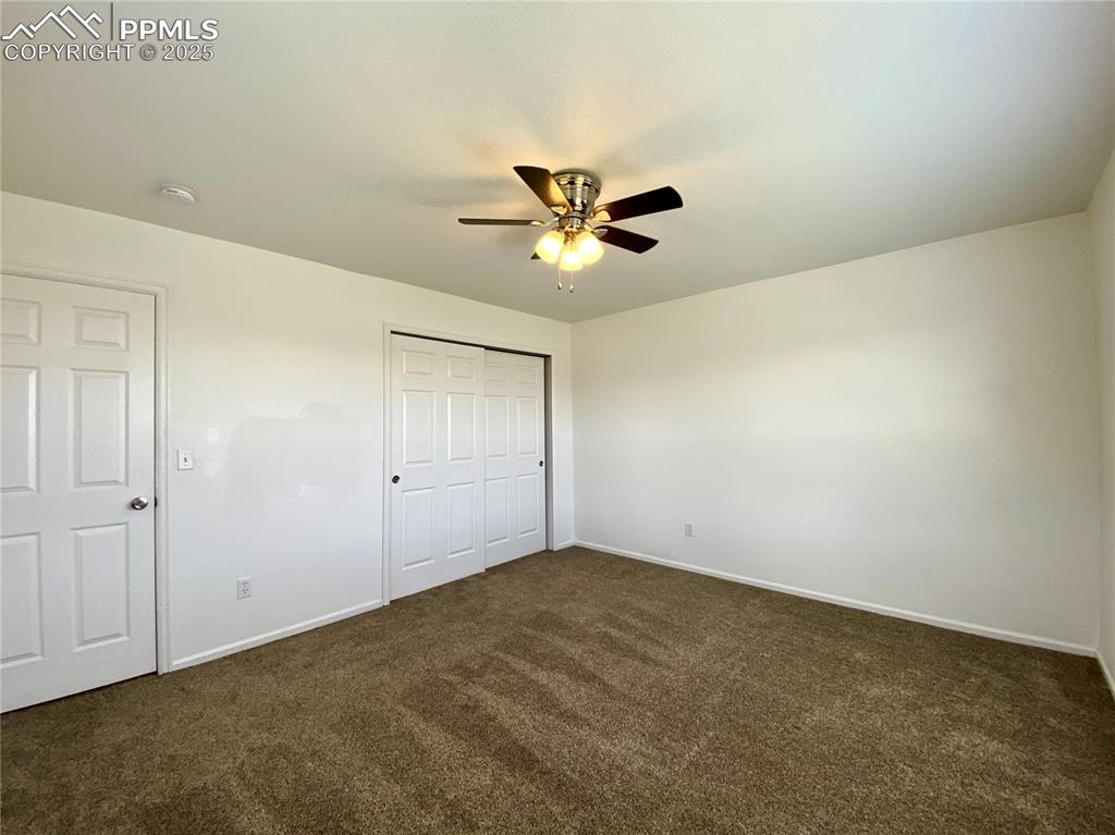 Image 21 of 38: Front Bedroom