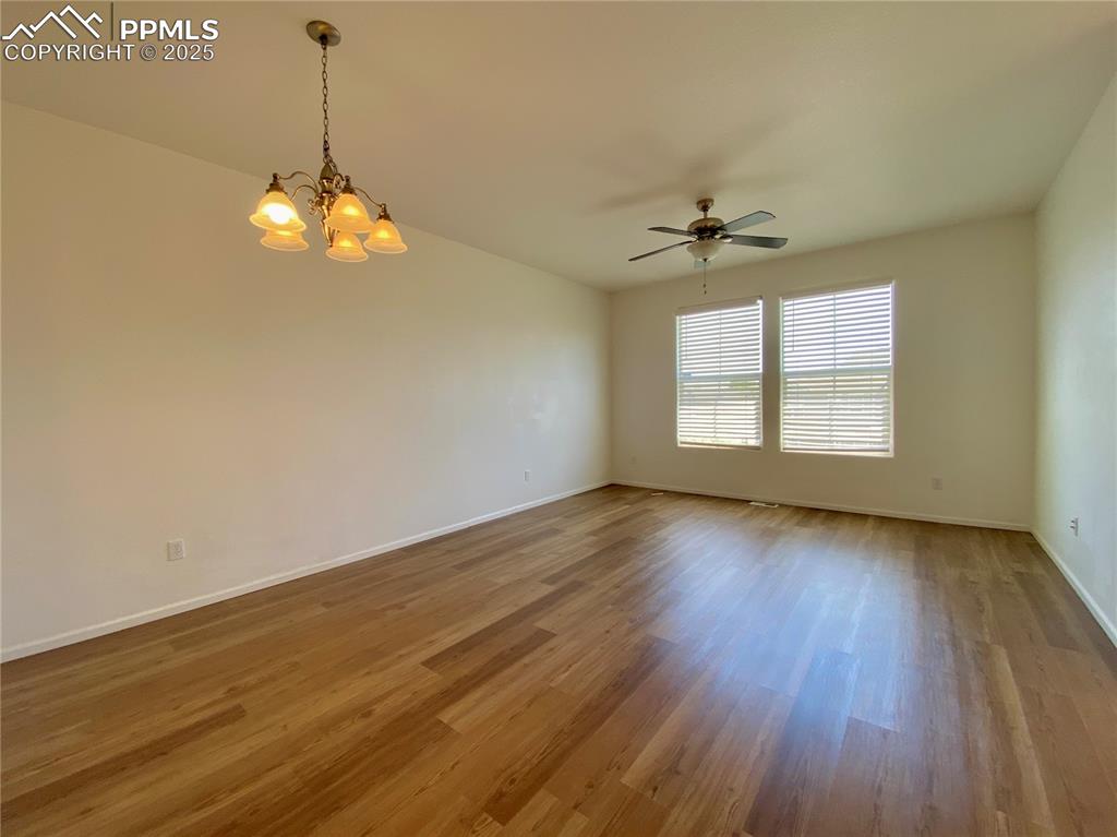 Image 5 of 38: Living Room