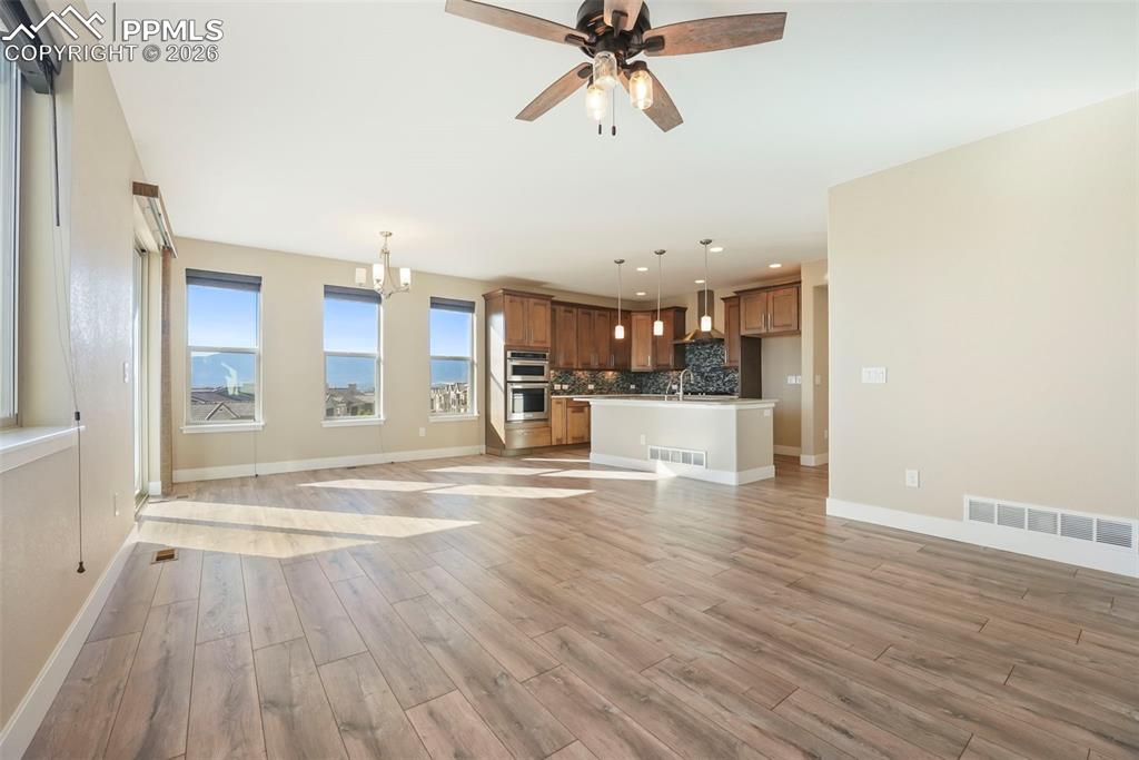 Image 15 of 49: Living Room