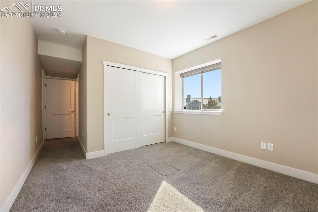 Image 34 of 49: Bedroom