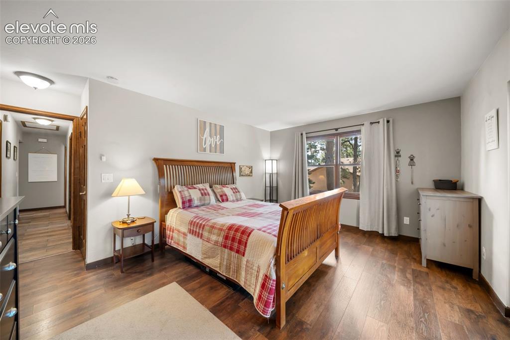 Image 20 of 43: Patio