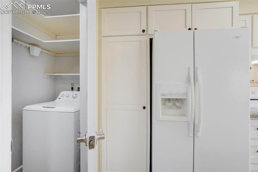 Image 28 of 44: Laundry