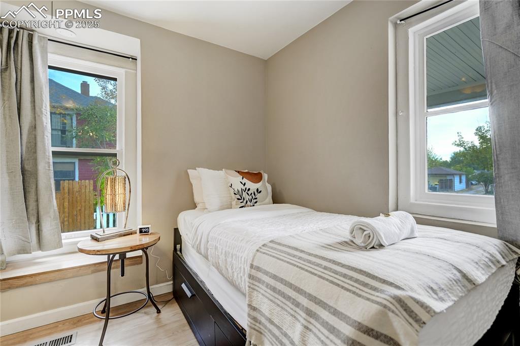 Image 15 of 46: Bedroom