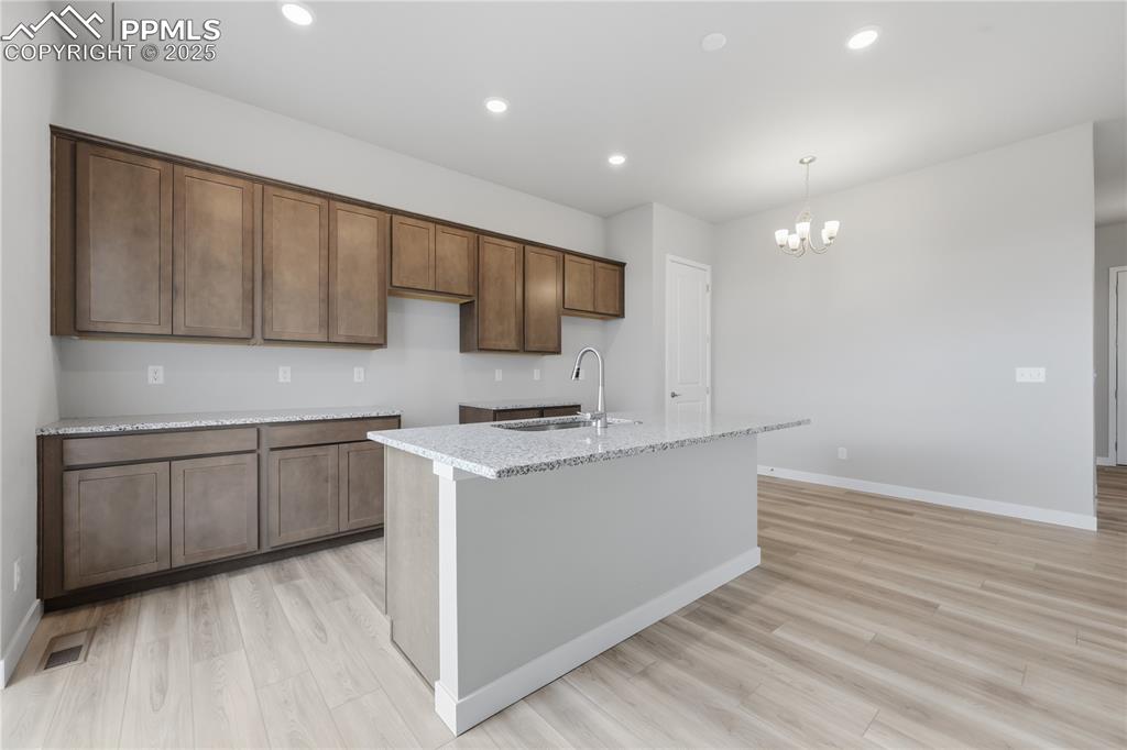 Image 14 of 29: Kitchen