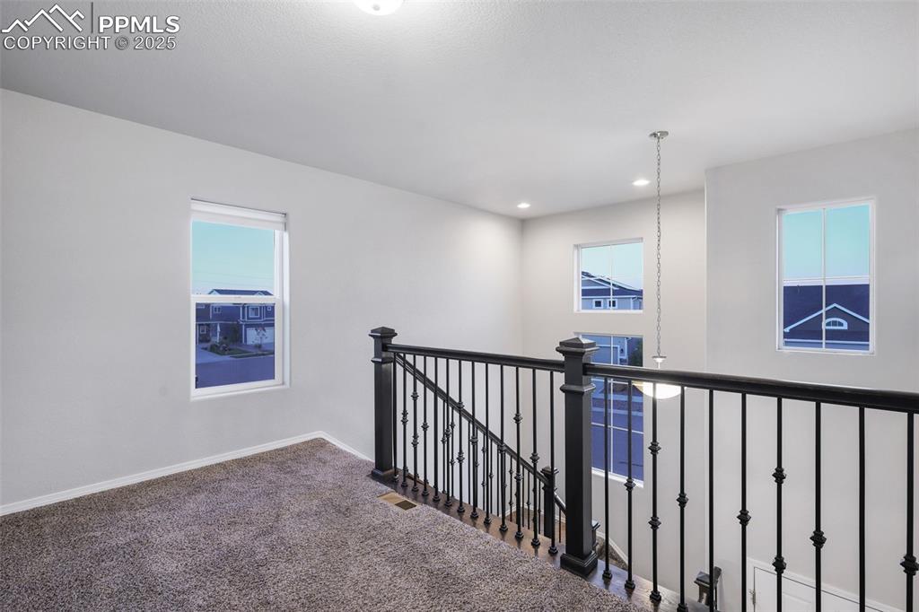 Image 19 of 38: Loft