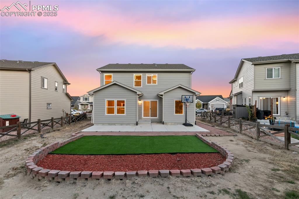 Image 35 of 38: Back of Structure