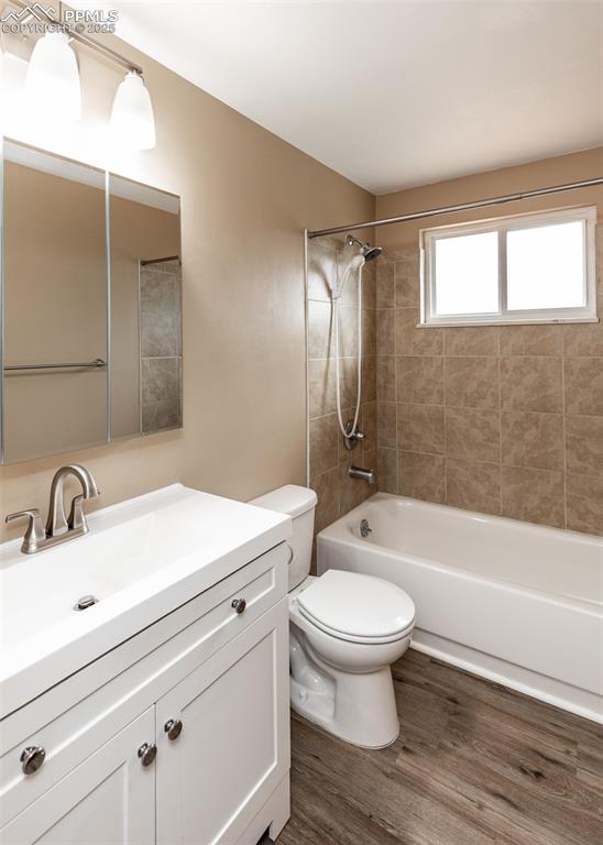 Image 10 of 22: Bathroom main level