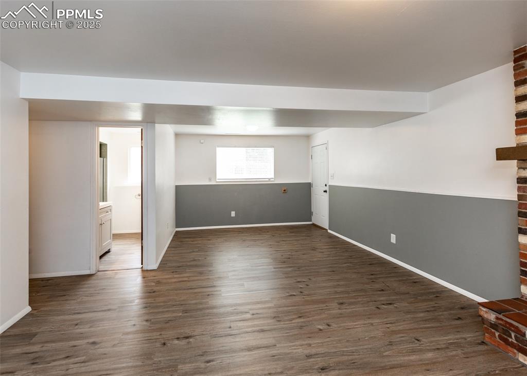 Image 14 of 22: Recreation room