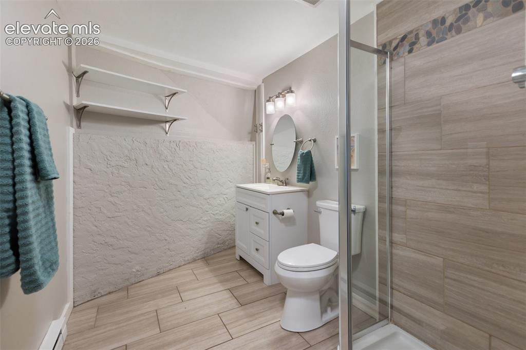 Image 12 of 29: Bathroom