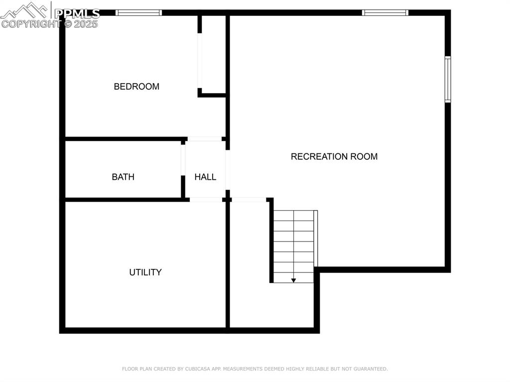 Image 36 of 41: View of room layout