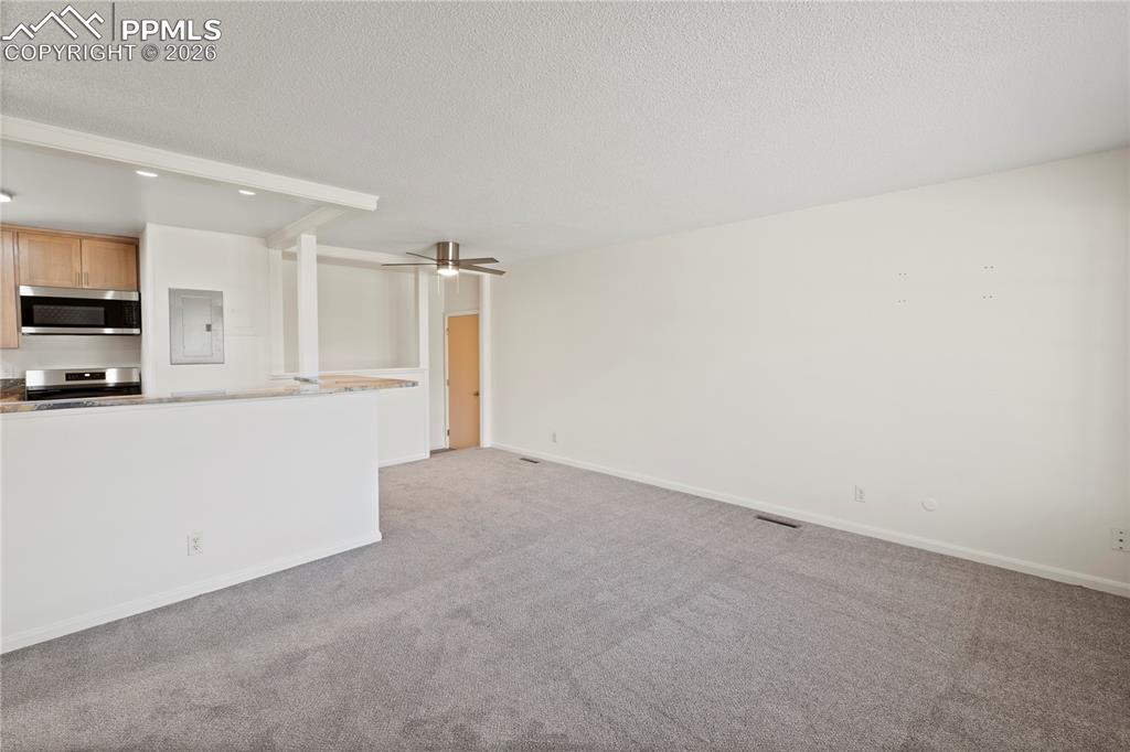 Image 2 of 50: Living Room