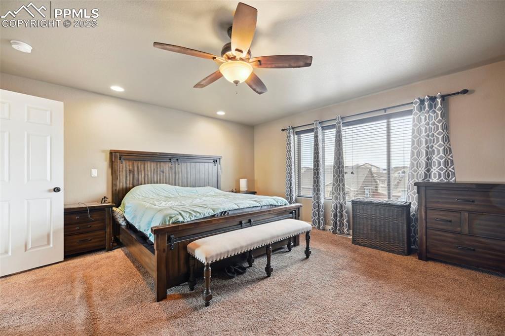 Image 23 of 41: Master Bedroom
