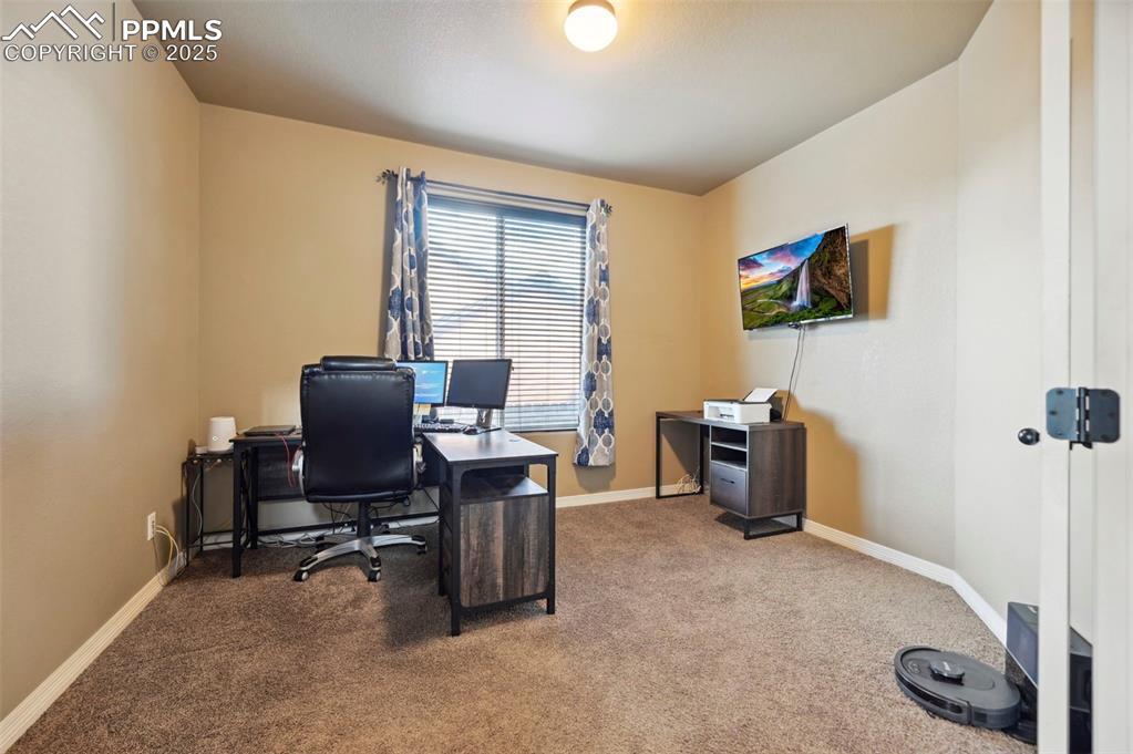 Image 9 of 41: Office