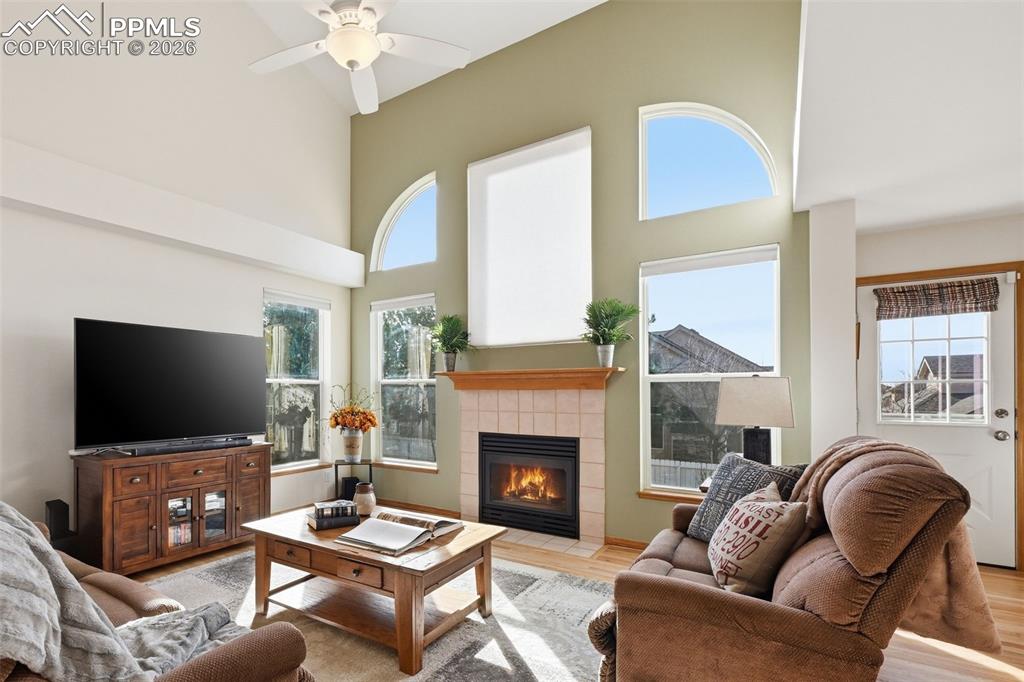 Image 5 of 47: Living Room