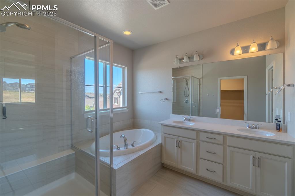 Image 30 of 50: Master Bathroom